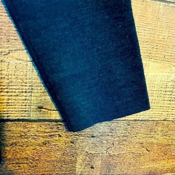 Eileen Fisher 100% Merino Wool Cardigan - Picture 3 of 6